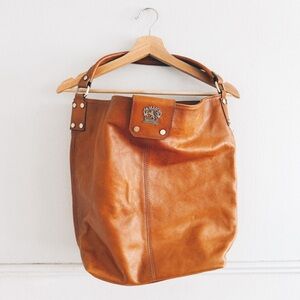 PRATESI FIRENZE > Leather Bucket Bag